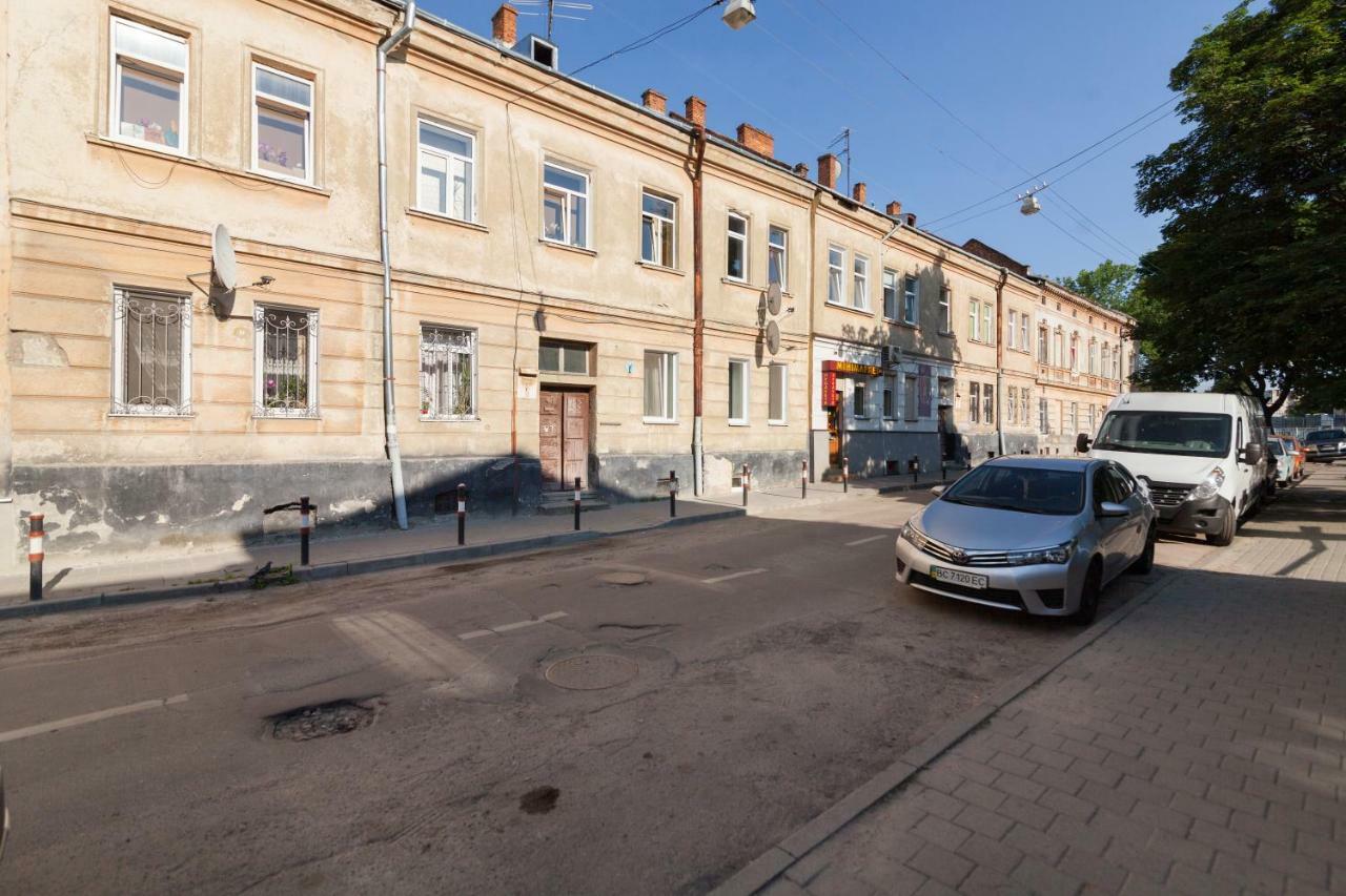 Delux Leopolli Apartments Near Shopping Mall Forum Lviv Exterior photo